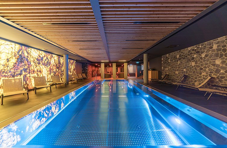 SPA Area - Indoor pool: Chalet Obergurgl Luxury Apartments